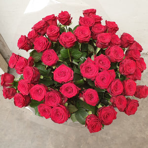 BOEKET MET ROZEN vanaf 30